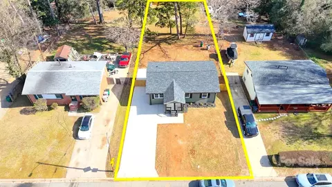4513 Munsee St, Charlotte, NC 28213