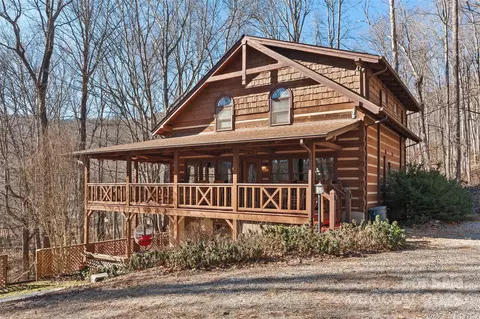 145 Upward Way, Waynesville, NC 28785