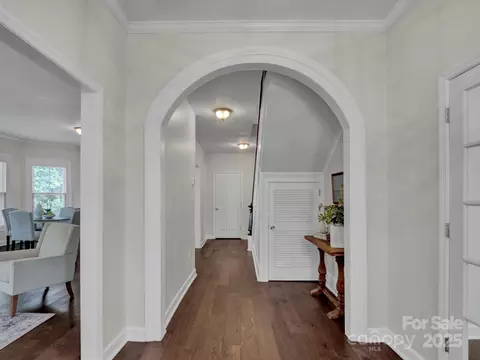 Entry Way - 301 S Washington St, Monroe, NC 28112 photo 3 of 5