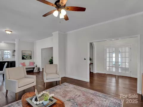 Living - 301 S Washington St, Monroe, NC 28112 photo 2 of 4