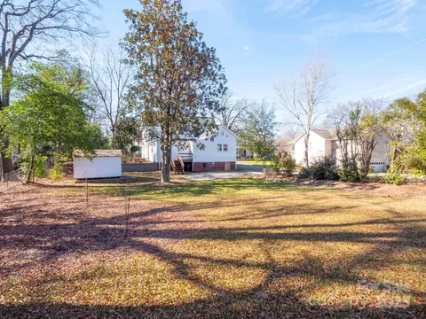 Exterior - 301 S Washington St, Monroe, NC 28112 photo 5 of 5