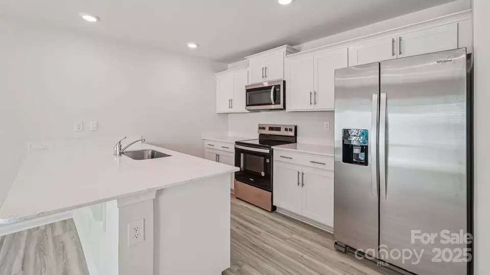 Kitchen - 2957 Penninger Cir, Charlotte, NC 28262 photo 1 of 1