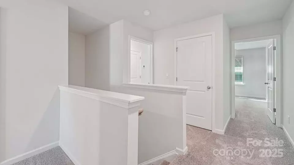 Entry Way - 2957 Penninger Cir, Charlotte, NC 28262 photo 6 of 7