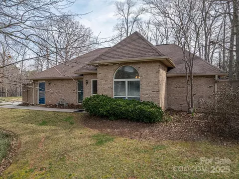 298 Upper Stanley Rd, Stanley, NC 28164