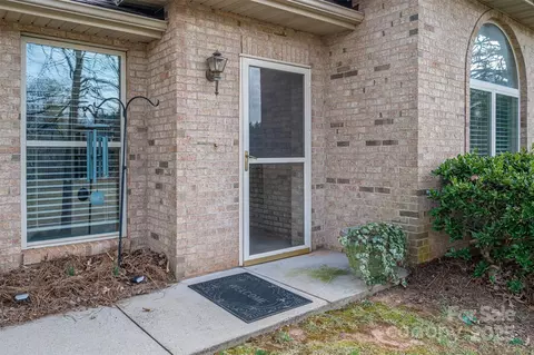 298 Upper Stanley Rd, Stanley, NC 28164 photo 4