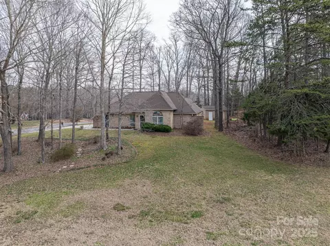 298 Upper Stanley Rd, Stanley, NC 28164 photo 2
