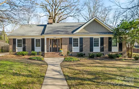 3939 Sussex Ave, Charlotte, NC 28210