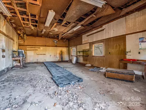 32 Manus Chapel Rd, Mill Spring, NC 28756 photo 31