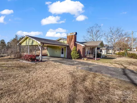32 Manus Chapel Rd, Mill Spring, NC 28756 photo 6