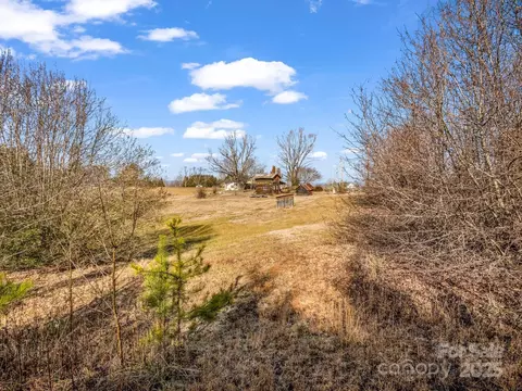 32 Manus Chapel Rd, Mill Spring, NC 28756 photo 32
