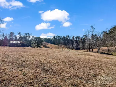 32 Manus Chapel Rd, Mill Spring, NC 28756 photo 5