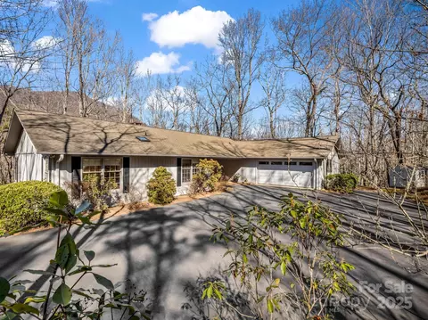 85 Chocolate Drop Mountain Rd, Columbus, NC 28722