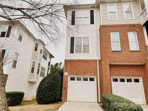 6726 Mallard Park Dr, Charlotte, NC 28262