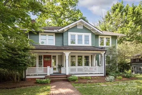 5 Chiles Ave, Asheville, NC 28803
