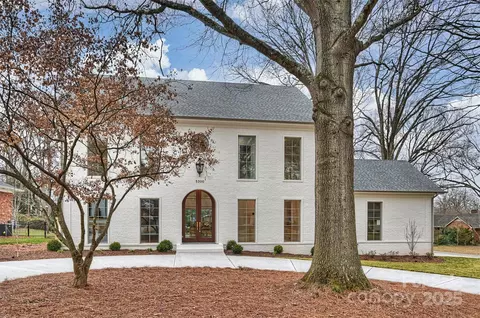 5300 Lansing Dr, Charlotte, NC 28270