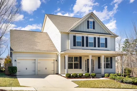 17613 Shasta Daisy Cir, Davidson, NC 28036