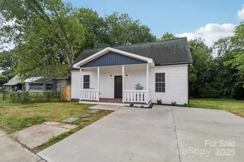 211 Brooklyn Ave, Lancaster, SC 29720 photo 3
