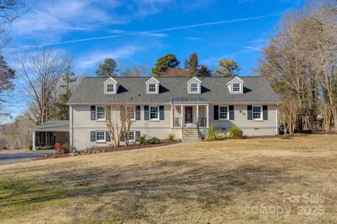 2273 Huffman Mill Rd, Burlington, NC 27215