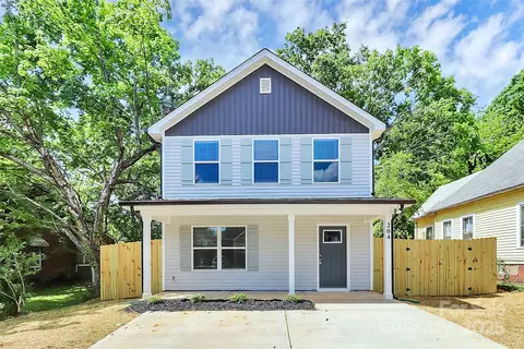 204 N Yadkin Ave, Spencer, NC 28159