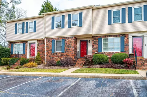 2705 N Center 65 St #65, Hickory, NC 28601