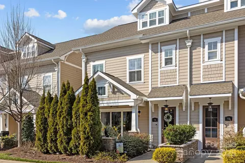 736 Amalfi Dr, Davidson, NC 28036