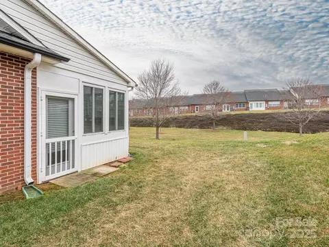 Exterior - 3867 Azalea Trl, Denver, NC 28037 photo 5 of 7