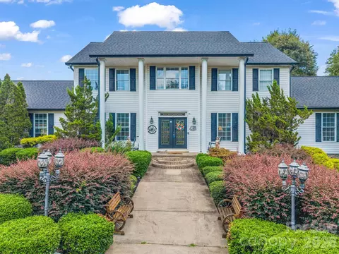 532 Harvey Logan Rd, Bostic, NC 28018