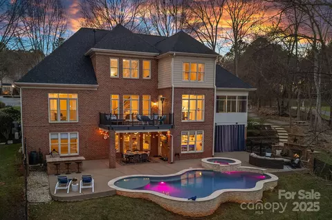 162 Wild Harbor Rd, Mooresville, NC 28117