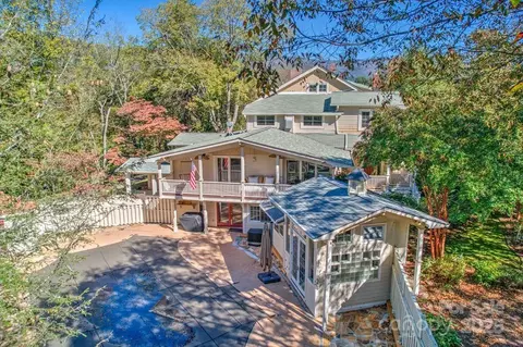174 Cowan St, Sylva, NC 28779