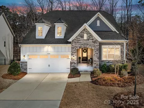 16400 Cozy Cove Rd, Charlotte, NC 28278