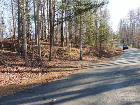 29 Summit Pkwy, Bostic, NC 28018