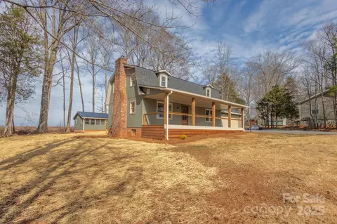 213 Redwood Dr, Mocksville, NC 27028