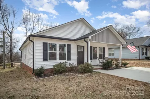 1140 Roberts St, China Grove, NC 28023