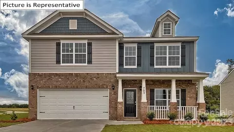 3013 Sassafras Trl, Gastonia, NC 28056
