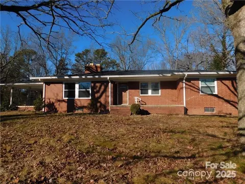 2517 Lane St, Kannapolis, NC 28083