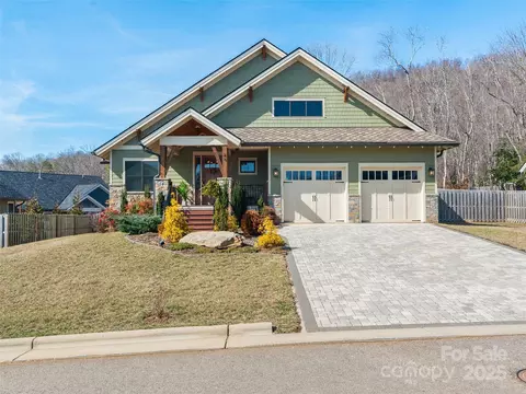 46 Starwood Valley Trl, Arden, NC 28704