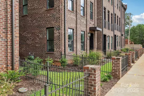 216 Gilead Rd, Huntersville, NC 28078