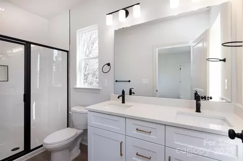 Bath - 116 Durham Rd, Stanley, NC 28164 photo 2 of 4