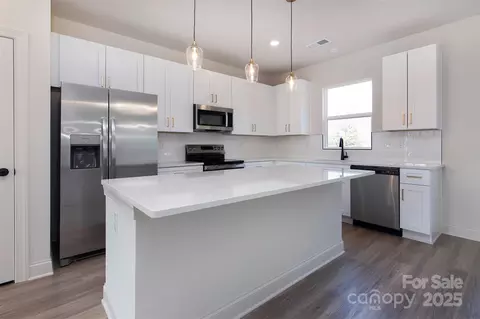 Kitchen - 116 Durham Rd, Stanley, NC 28164 photo 3 of 4