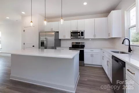 Kitchen - 116 Durham Rd, Stanley, NC 28164 photo 4 of 4