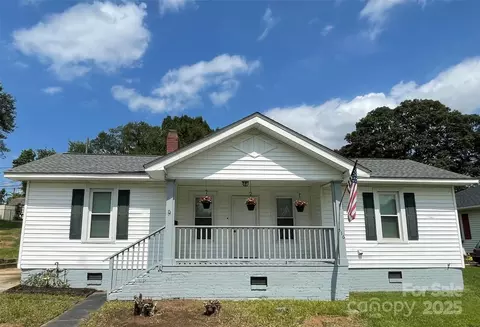 516 Washington St, Cramerton, NC 28032