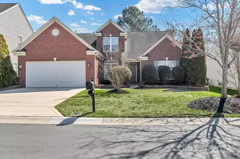 1027 Fountainbrook Dr, Indian Trail, NC 28079