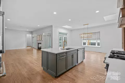 Kitchen - 357 Magnolia St, Davidson, NC 28036 photo 5 of 5