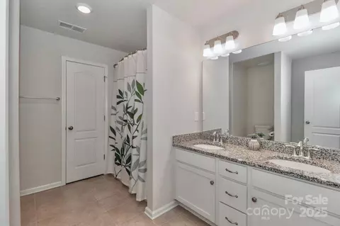 Bath - 12849 Robert Walker Dr, Davidson, NC 28036 photo 2 of 2