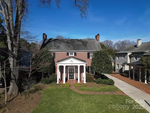 258 Fenton Pl, Charlotte, NC 28207