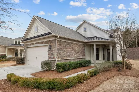 250 Cherry Tree Dr, Fort Mill, SC 29715