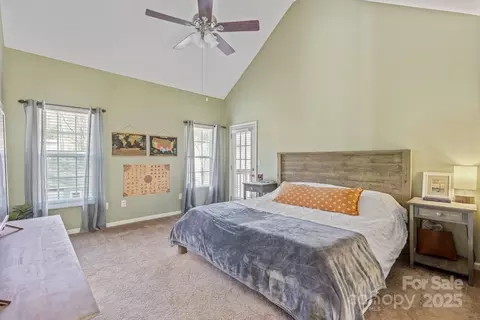 Bedroom - 77 Stratford Pl, Sylva, NC 28779 photo 2 of 3