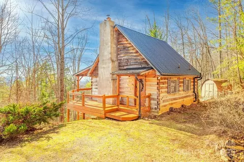 130 Flat Top Mountain Rd, Fairview, NC 28730