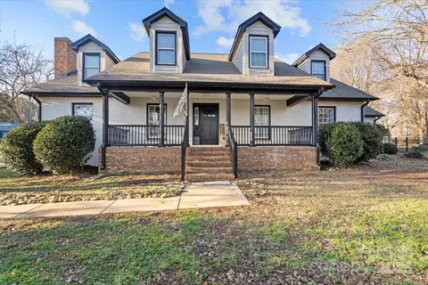 8478 Rocky River Rd, Harrisburg, NC 28075
