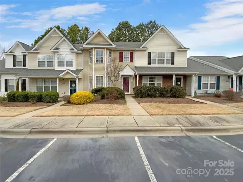 7310 Sun Dance Dr, Fort Mill, SC 29707